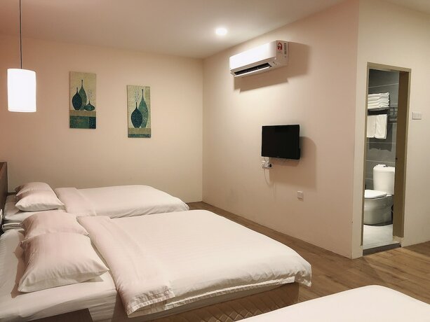 Imagen general del Hotel Golden Peak Inn. Foto 10