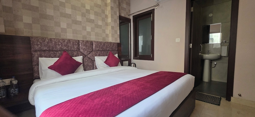 Imagen de la habitación del Hotel Golden Pearl Infront Golden Temple Gate. Foto 10