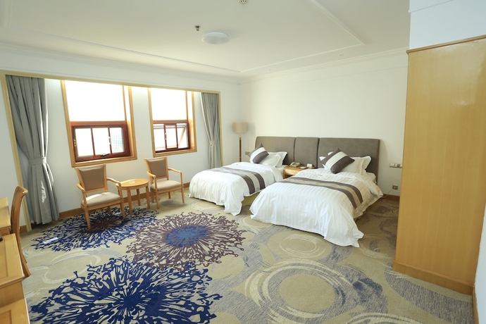 Imagen de la habitación del Hotel Golden Pebble International Convention Centre and Resort. Foto 9