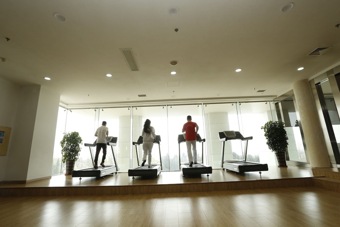 Imagen de los interiores del Hotel Golden Pebble International Convention Centre and Resort. Foto 16