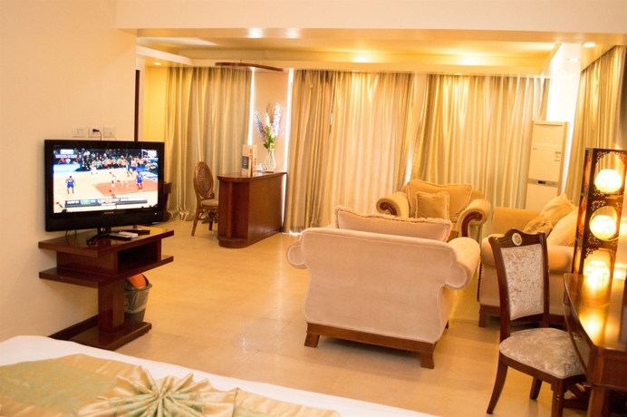 Imagen de los interiores del Hotel Golden Phoenix Boracay. Foto 14