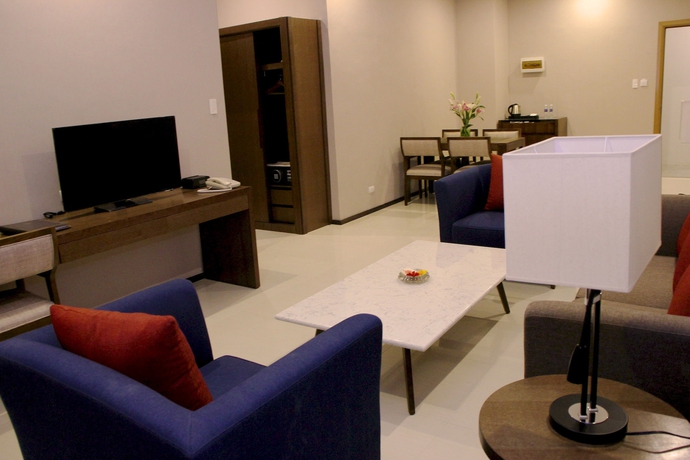 Imagen de los interiores del Hotel Golden Phoenix Manila. Foto 12