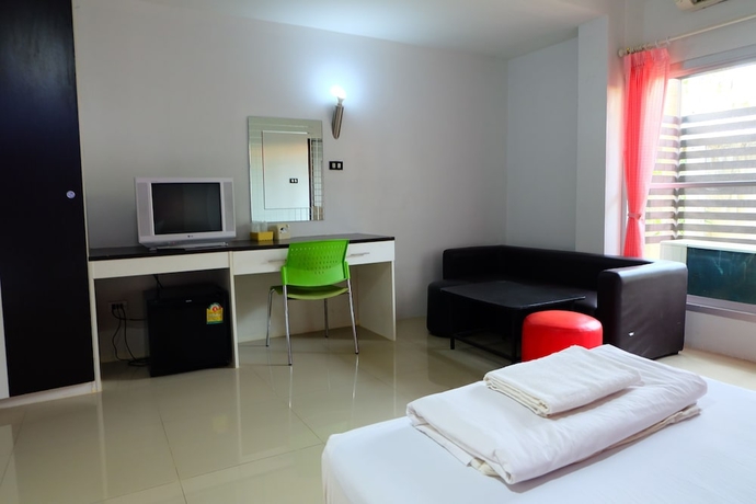 Imagen de la habitación del Hotel Golden Place Guesthouse. Foto 12