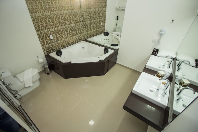 Imagen de la habitación del Hotel Golden Plaza, Porto Velho. Foto 12