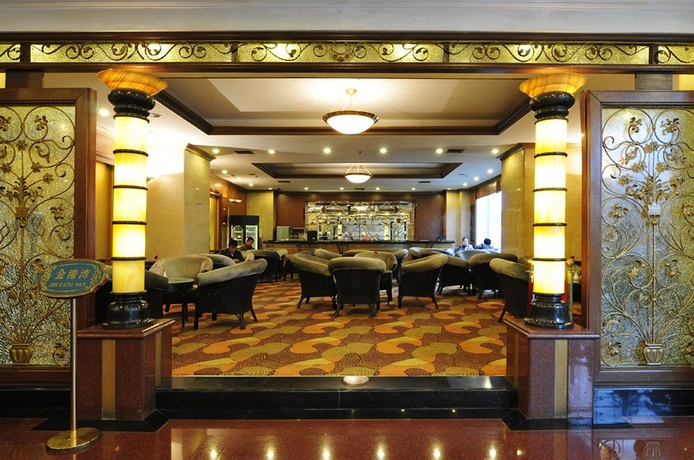 Imagen de los interiores del Hotel Golden Port. Foto 4