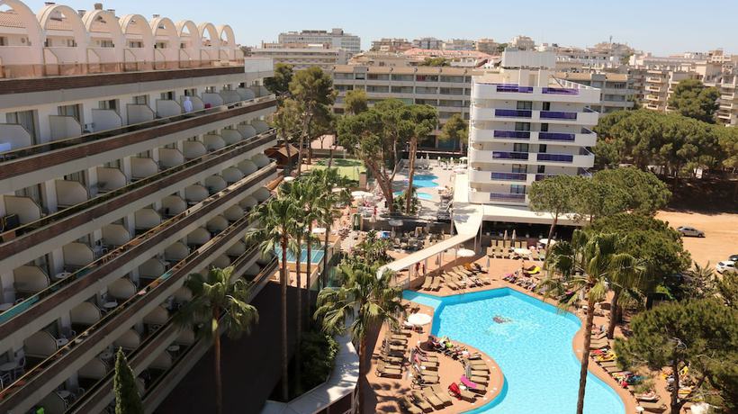 Imagen de la habitación del Hotel Golden Port Salou and Spa. Foto 10