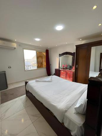 Imagen general del Hotel Golden Pyramids of the Middle East. Foto 4