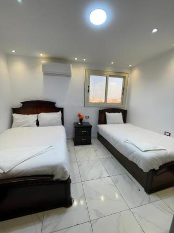 Imagen general del Hotel Golden Pyramids of the Middle East. Foto 6