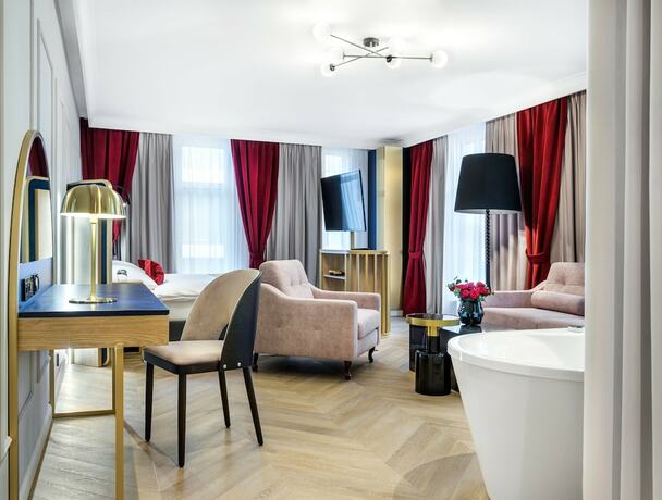 Imagen de la habitación del Hotel Golden Queen Aparthotel. Foto 12