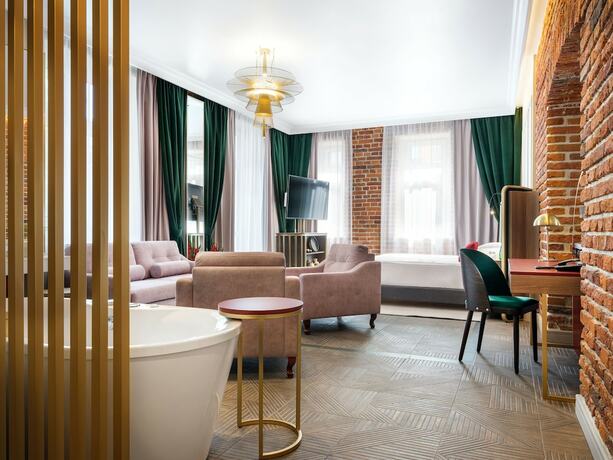 Imagen de la habitación del Hotel Golden Queen Aparthotel. Foto 17