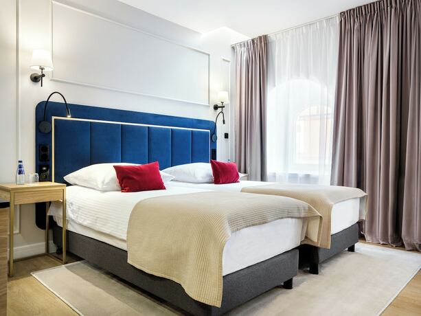 Imagen de la habitación del Hotel Golden Queen Aparthotel. Foto 19