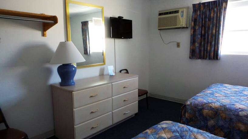 Imagen general del Hotel Golden Rail Motel. Foto 4