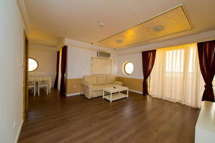 Imagen de la habitación del Hotel Golden Rainbow VIP Residence. Foto 5