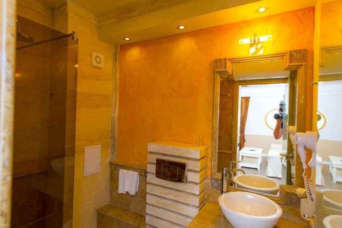 Imagen de la habitación del Hotel Golden Rainbow VIP Residence. Foto 8
