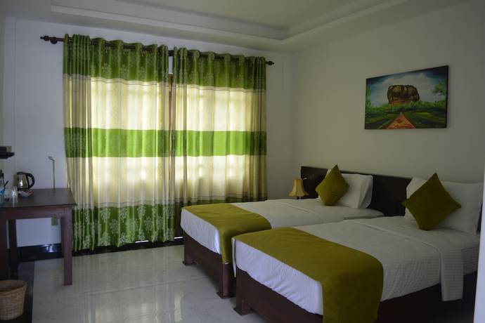Imagen de la habitación del Hotel Golden Ray. Foto 18