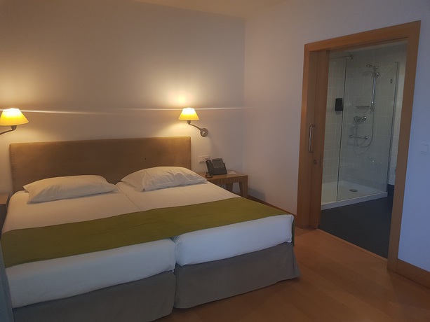 Imagen de la habitación del Hotel Golden Residence. Foto 9