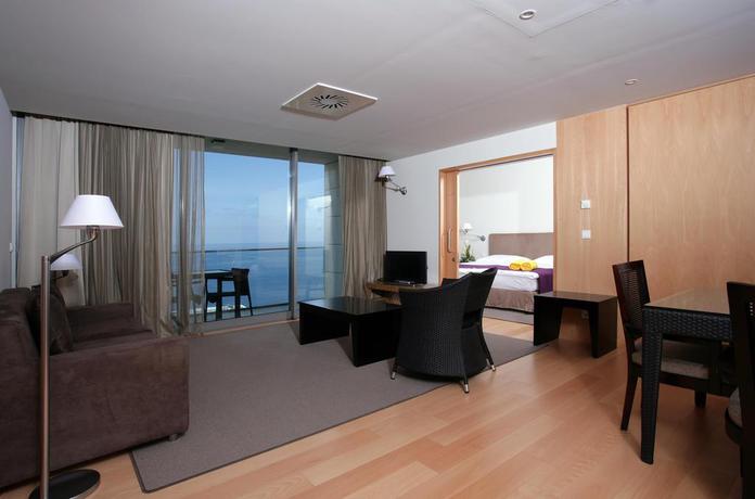Imagen de la habitación del Hotel Golden Residence, Funchal. Foto 8