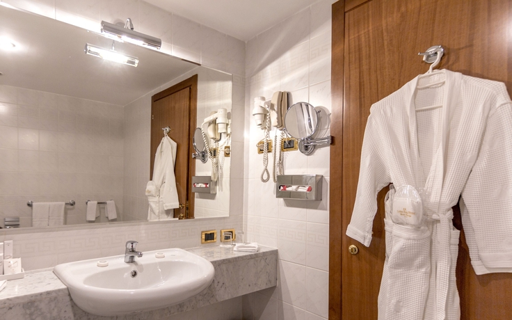 Imagen de la habitación del Hotel Golden Ring, Mosc&uacute;. Foto 14