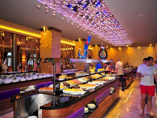 Imagen del bar/restaurante del Hotel Golden Rock Beach - All Inclusive. Foto 6