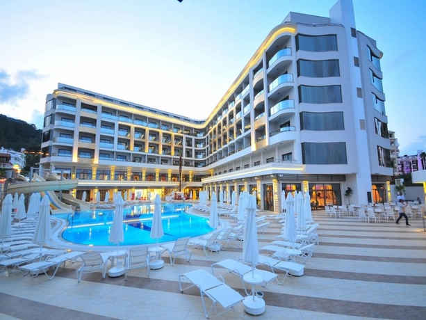 Imagen de los exteriores del Hotel Golden Rock Beach - All Inclusive. Foto 10