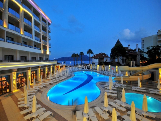 Imagen de la piscina del Hotel Golden Rock Beach - All Inclusive. Foto 16