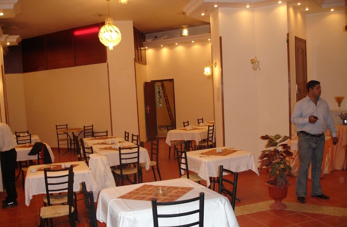 Imagen de la habitación del Hotel Golden Rose. Foto 18