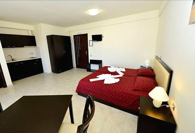 Imagen de la habitación del Hotel Golden Rose Suites. Foto 5