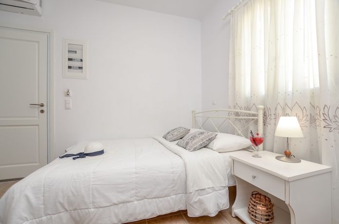 Imagen de la habitación del Hotel Golden Sand Naxos. Foto 3