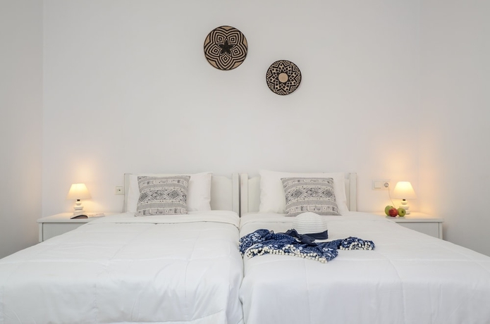 Imagen de la habitación del Hotel Golden Sand Naxos. Foto 5