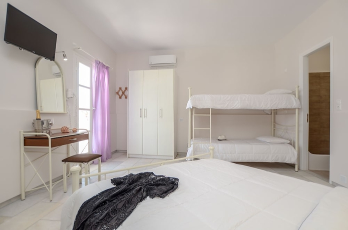 Imagen de la habitación del Hotel Golden Sand Naxos. Foto 6