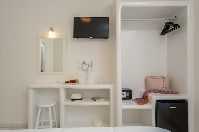 Imagen de la habitación del Hotel Golden Sand Naxos. Foto 17