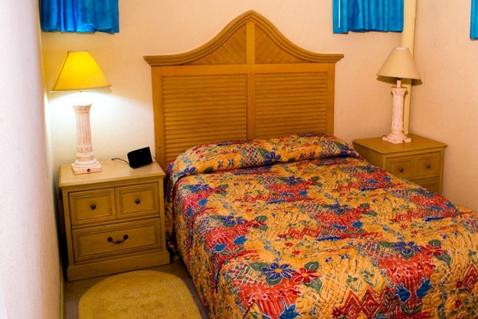 Imagen general del Hotel Golden Sands, Christ Church. Foto 2