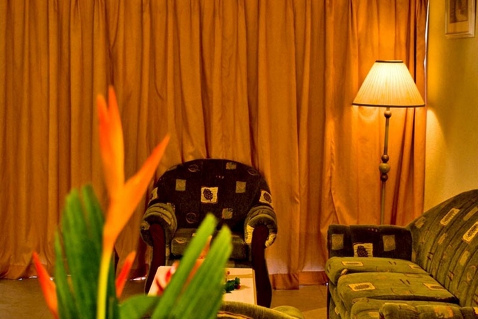 Imagen general del Hotel Golden Sands, Christ Church. Foto 9