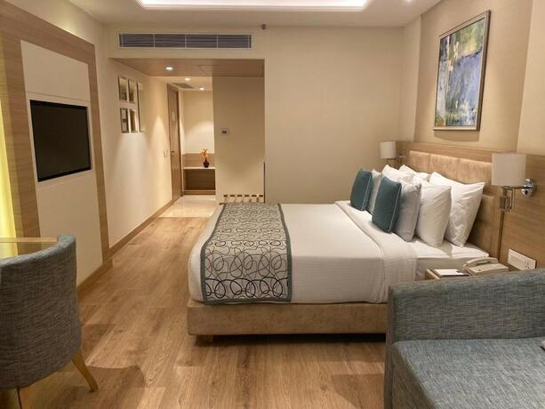 Imagen general del Hotel Golden Sarovar Portico Amritsar. Foto 4