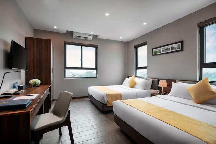 Imagen de la habitación del Hotel Golden Season. Foto 7