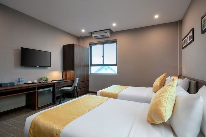 Imagen de la habitación del Hotel Golden Season. Foto 16