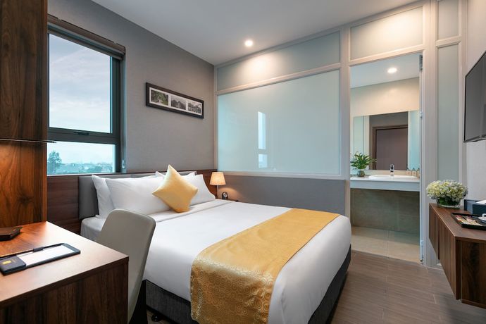 Imagen de la habitación del Hotel Golden Season. Foto 17