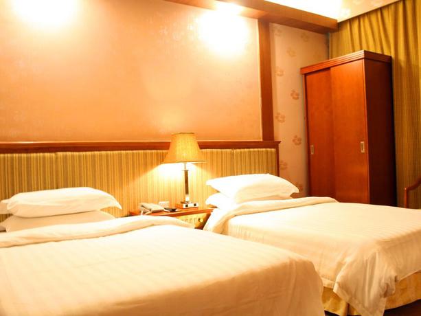 Imagen de la habitación del Hotel Golden Shuitai Hot Spring Resort. Foto 8