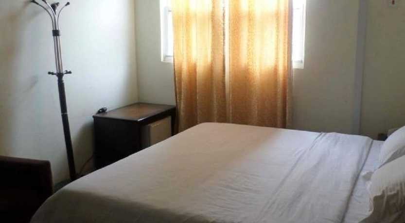 Imagen de la habitación del Hotel Golden Simcha. Foto 6
