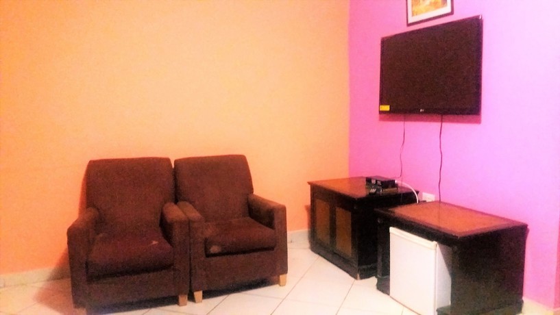 Imagen de la habitación del Hotel Golden Simcha. Foto 13