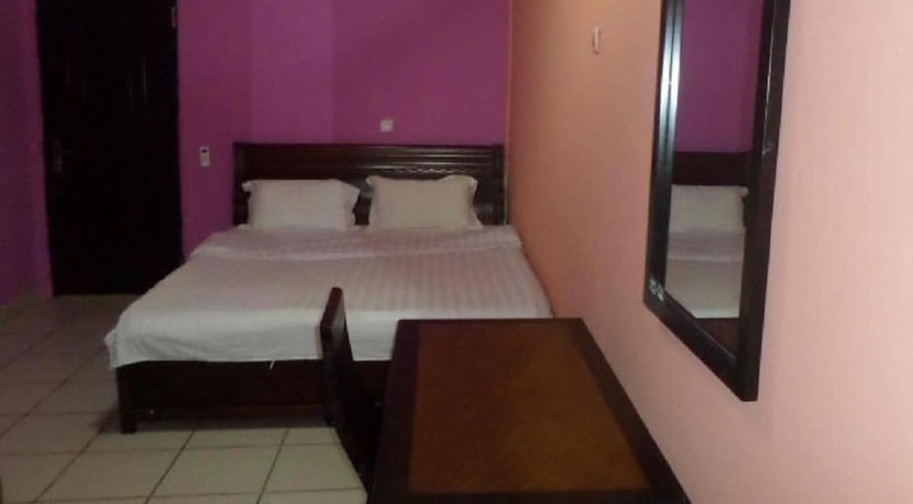 Imagen de la habitación del Hotel Golden Simcha. Foto 14