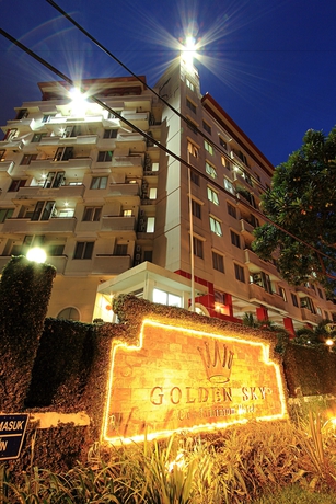 Imagen de los exteriores del Hotel Golden Sky Condotel. Foto 17