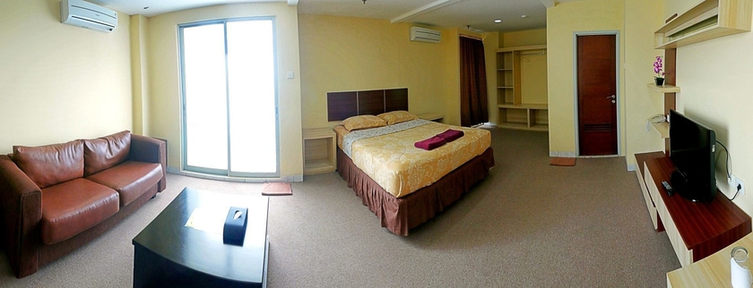 Imagen de la habitación del Hotel Golden Sky Condotel. Foto 15