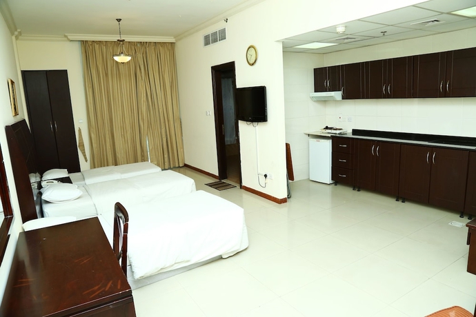 Imagen general del Hotel Golden Square Apartments. Foto 1