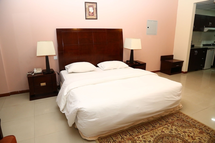 Imagen de la habitación del Hotel Golden Square Apartments. Foto 7