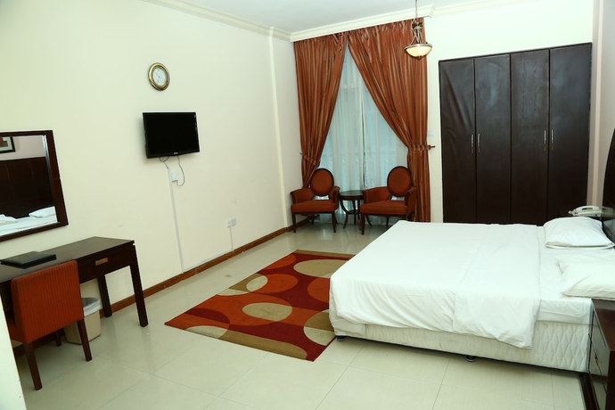 Imagen de la habitación del Hotel Golden Square Apartments. Foto 9