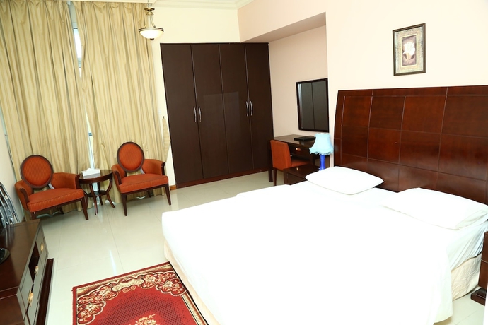 Imagen de la habitación del Hotel Golden Square Apartments. Foto 13