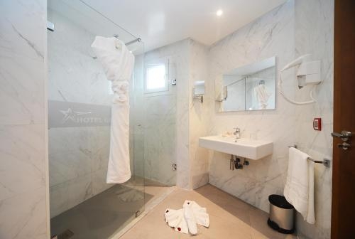 Imagen de la habitación del Hotel Golden Star Casablanca. Foto 9