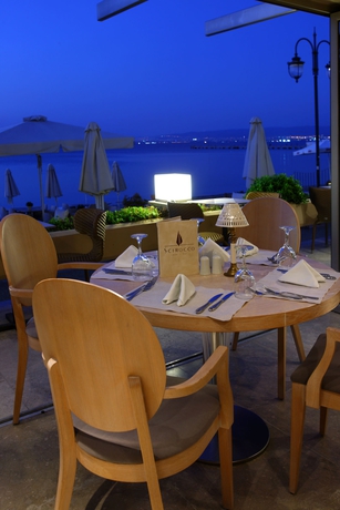 Imagen del bar/restaurante del Hotel Golden Star City Resort. Foto 2