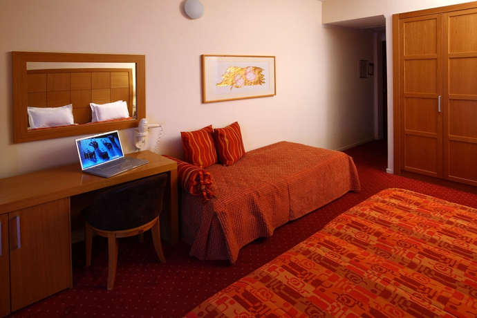 Imagen de la habitación del Hotel Golden Star City Resort. Foto 8